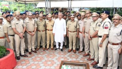 Photo of रायगढ़ बैंक डकैती सुलझाने वाले पुलिस कर्मियों को मिलेगा सम्मान एवं विशेष प्रोत्साहन : मुख्यमंत्री श्री भूपेश बघेल