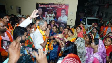 Photo of भाजपा प्रत्याशी बृजमोहन अग्रवाल ने टीकरापारा वार्ड में जनसंपर्क अभियान की शुरुवात पुलिस लाइन चौक से की