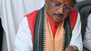 Photo of रायपुर : मुख्यमंत्री श्री विष्णुदेव साय ने विधिवत पूजा-अर्चना कर मंत्रालय में काम-काज संभाला