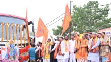Photo of मुख्यमंत्री श्री विष्णु देव साय ने अयोध्या में भण्डारे के संचालन के लिए श्रीराम के ननिहाल से कार्यकर्ताओं की टीम को झंडी दिखाकर किया रवाना