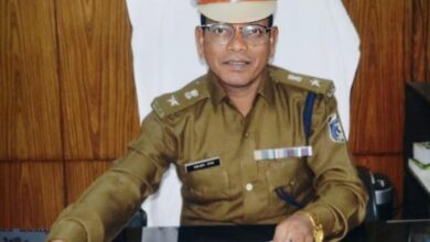 Photo of एस.आर.भगत ने संभाला पुलिस कप्तान का प्रभार…कहा, पुलिस और जनता के बीच बेहतर तालमेल बनाने और बेहतर पुलिसिंग पर किया जाएगा काम….गुंडे बदमाशो की नहीं होगी खैर